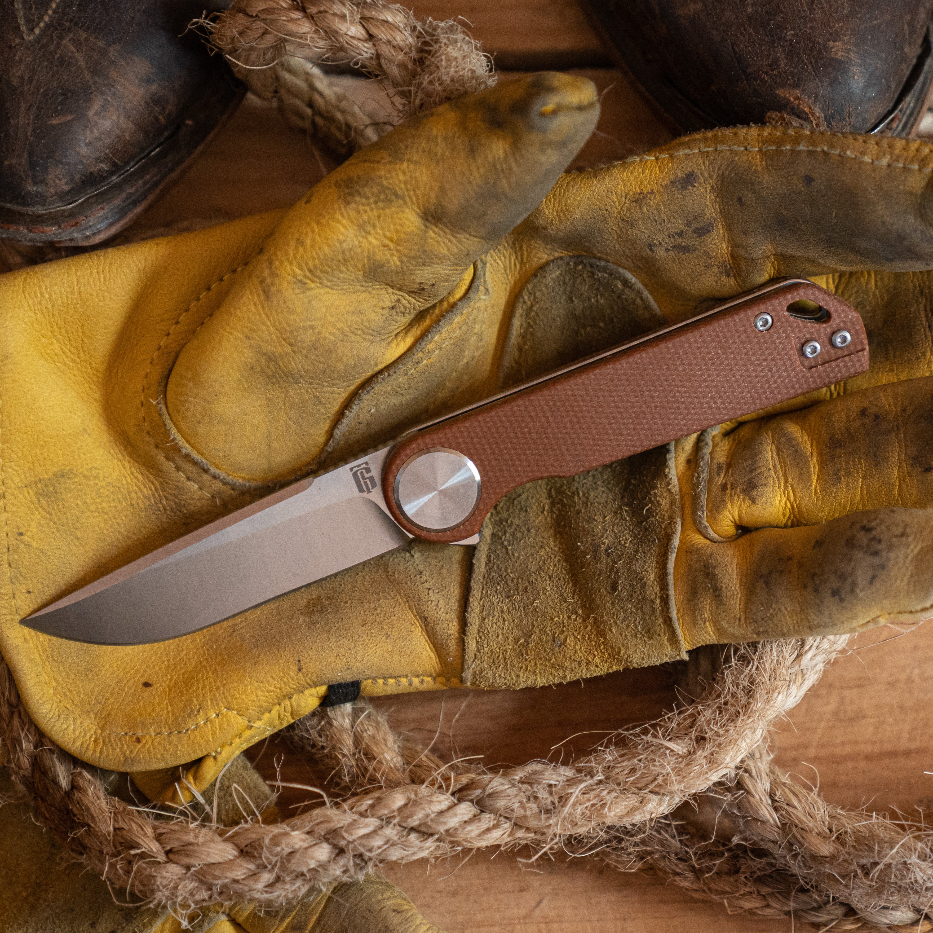 The Tatle Gear Tiny Titan Rusty Red Micarta