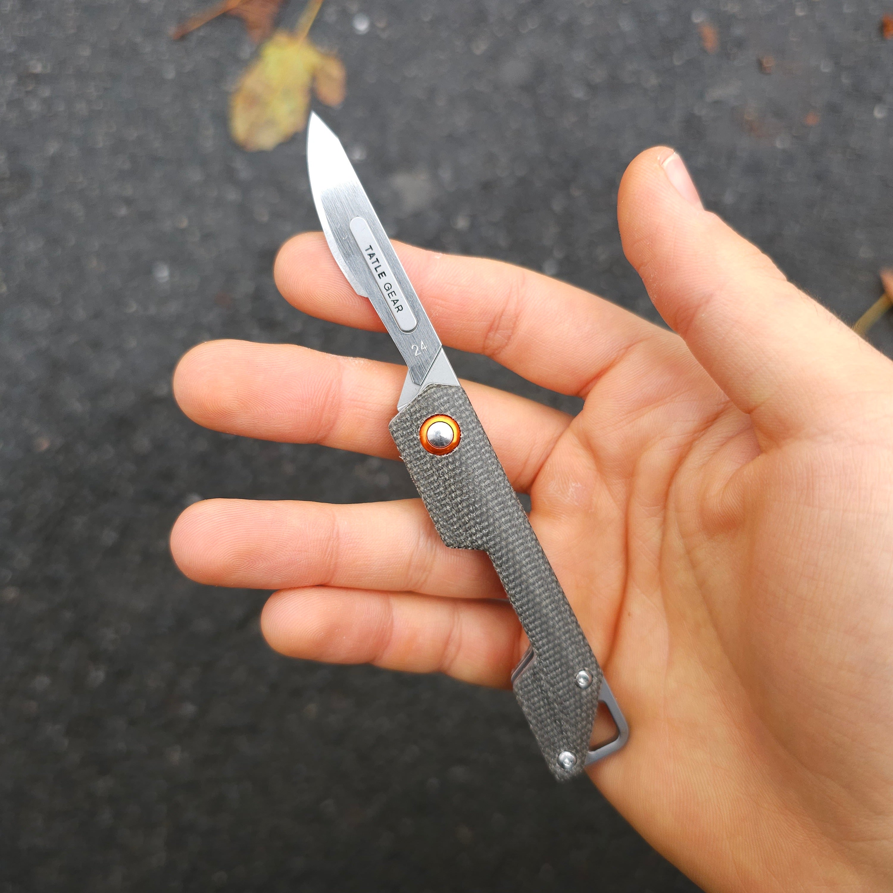 The Tatle Gear™- Whitetail Scalpel Knife + 10x Replacement Blades
