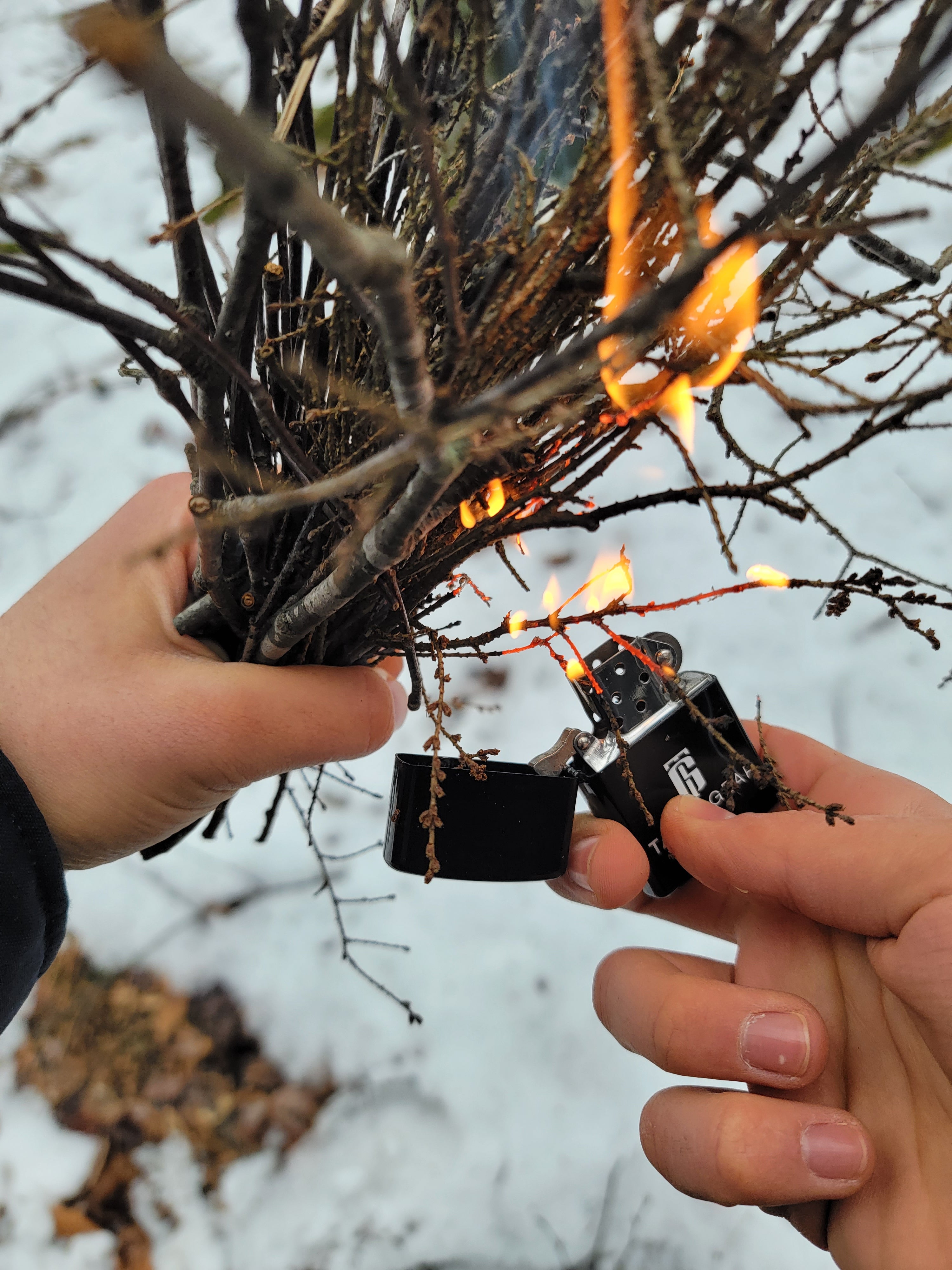 The Tatle Gear Lighter Lighting FIre