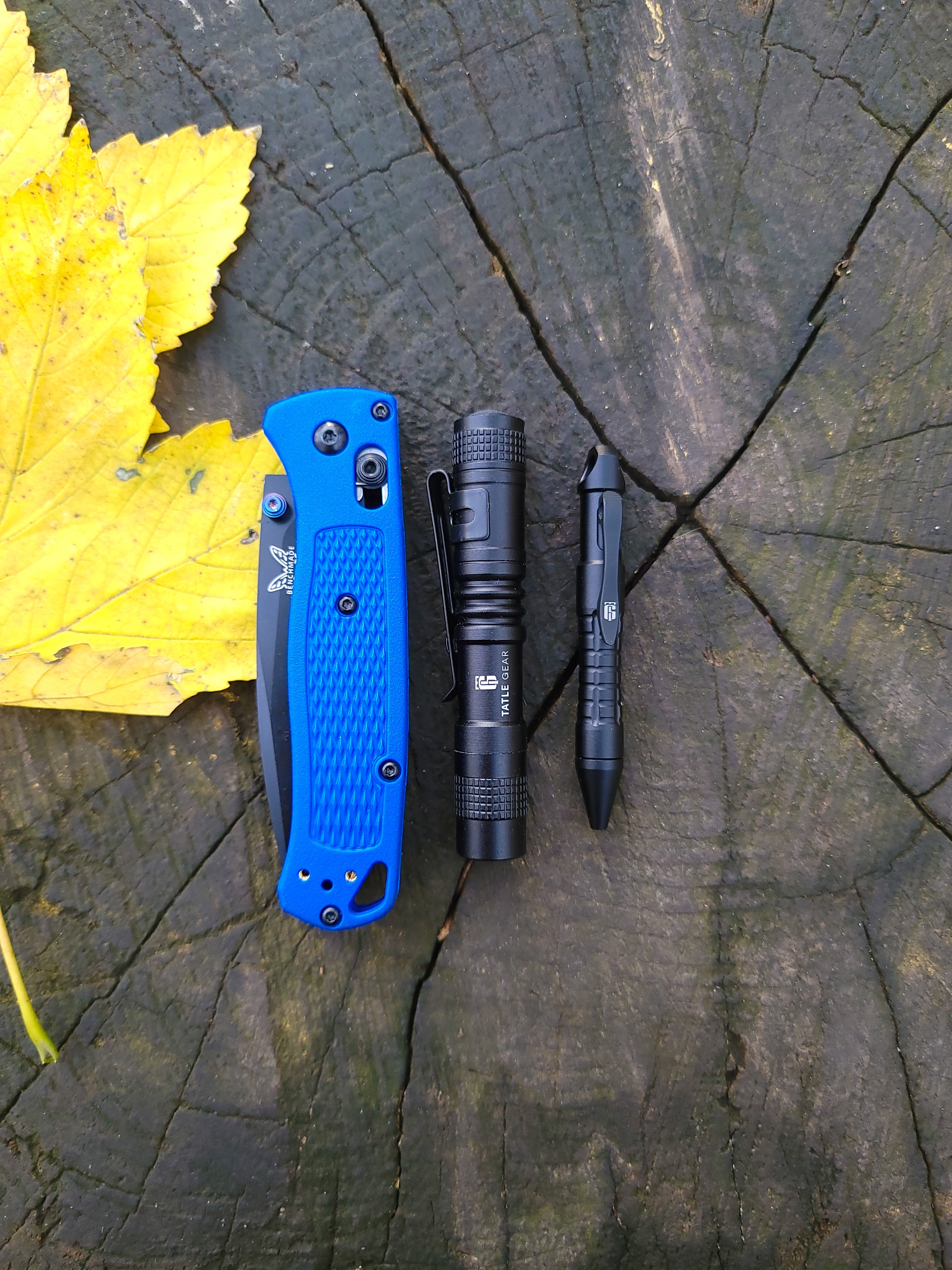 The Tatle Gear Flashlight With Knife And Pen